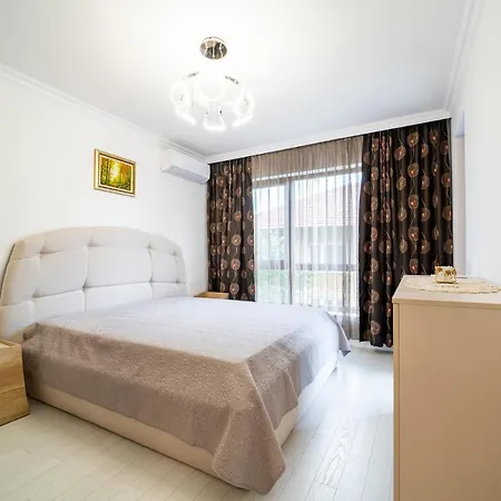 Διαμέρισμα Grand Karavel Center Lux